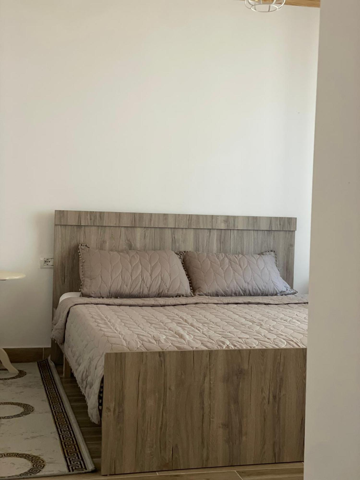Guesthouse Kroi City Center Berat Exteriör bild